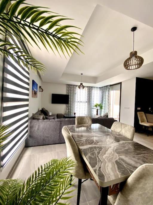 Luxurious Golf & Sea View Beach Apartment With Pool Access - Tamourrit, Taghazout Bay Buitenkant foto